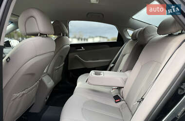 Седан Hyundai Sonata 2014 в 