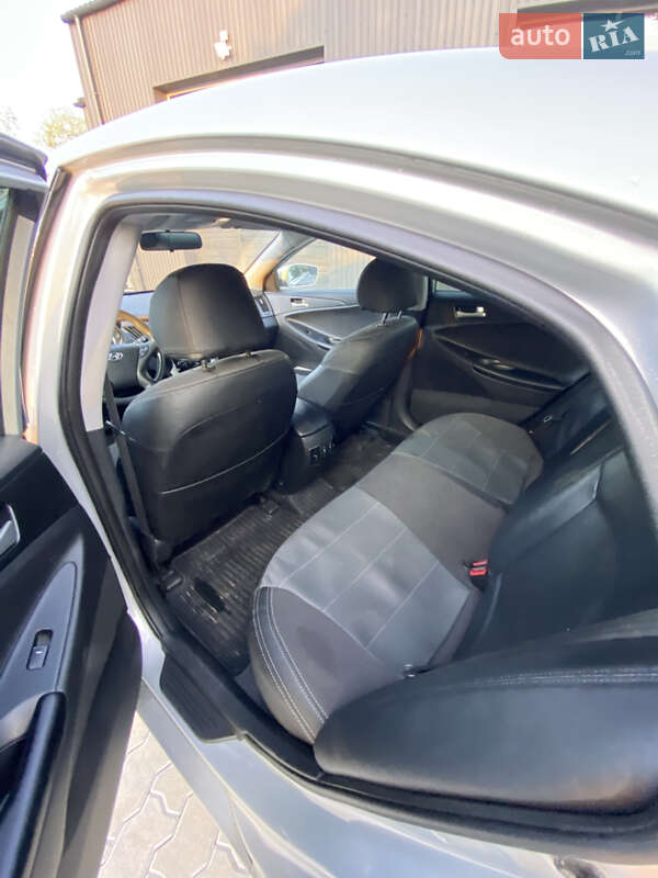Седан Hyundai Sonata 2011 в Львове фото 12 Седан Hyundai Sonata 2011 в Львове