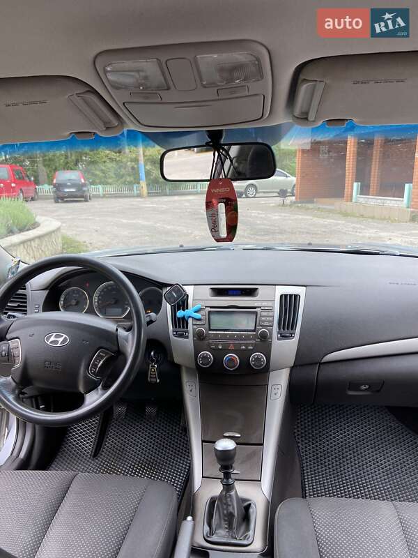 Седан Hyundai Sonata 2008 в Сарнах фото 2 Седан Hyundai Sonata 2008 в Сарнах