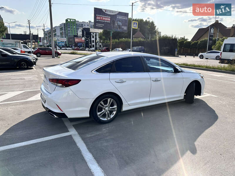 Седан Hyundai Sonata 2017 в Киеве