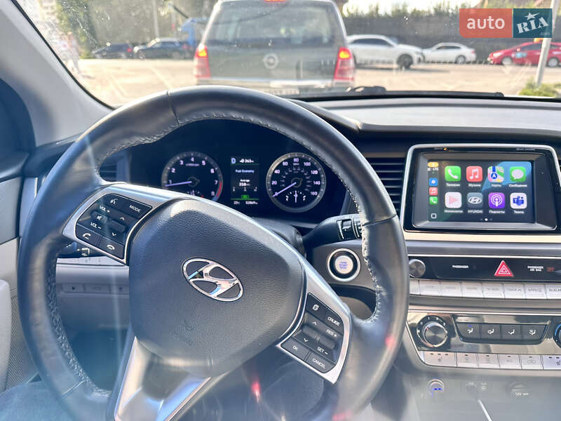 Седан Hyundai Sonata 2017 в Киеве