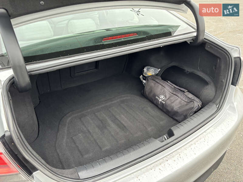 Седан Hyundai Sonata 2015 в Харькове