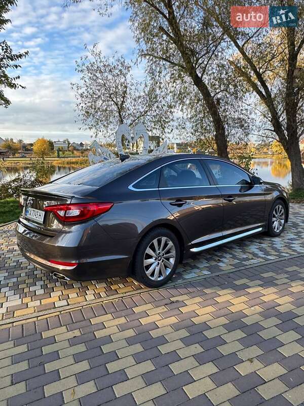 Седан Hyundai Sonata 2016 в Гостомеле