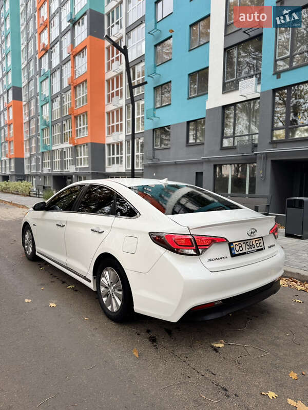 Седан Hyundai Sonata 2015 в Чернігові