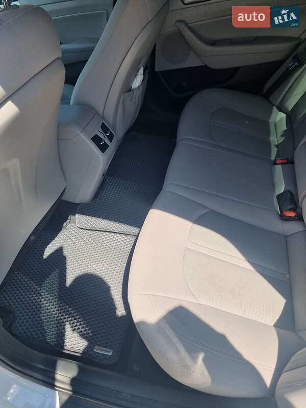 Седан Hyundai Sonata 2018 в Киеве фото 21 Седан Hyundai Sonata 2018 в Киеве