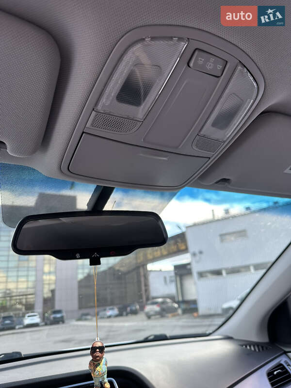 Седан Hyundai Sonata 2017 в Киеве