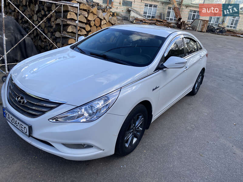 Седан Hyundai Sonata 2012 в Белой Церкви фото Седан Hyundai Sonata 2012 в Белой Церкви