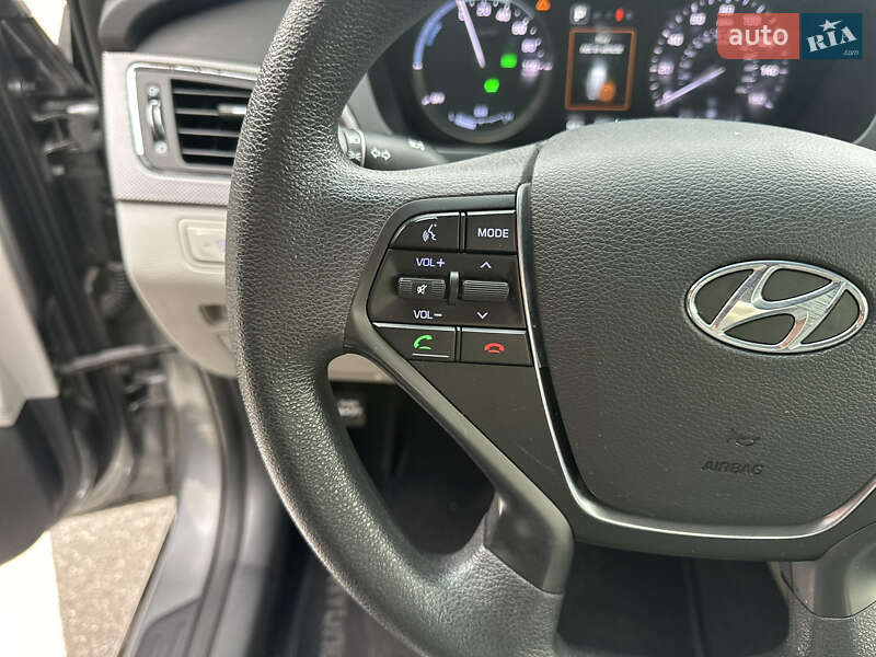 Седан Hyundai Sonata 2017 в Киеве фото 12 Седан Hyundai Sonata 2017 в Киеве