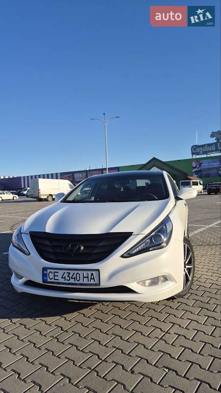 Седан Hyundai Sonata 2011 в Черновцах