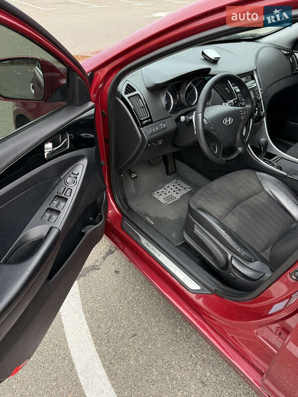 Седан Hyundai Sonata 2010 в Киеве