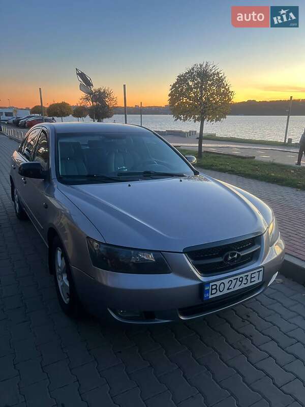 Седан Hyundai Sonata 2006 в Львове