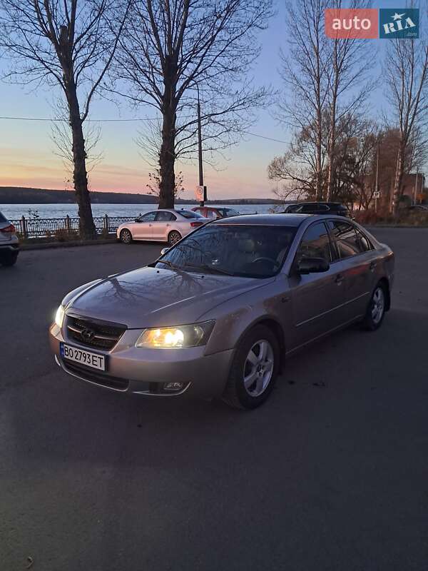 Седан Hyundai Sonata 2006 в Львове