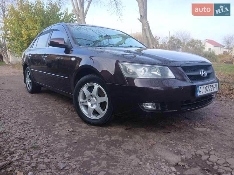 Седан Hyundai Sonata 2006 в Казатине