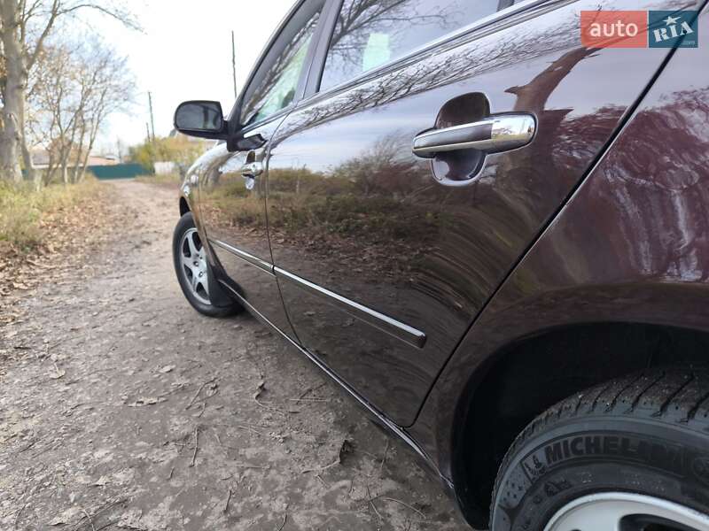 Седан Hyundai Sonata 2006 в Казатине