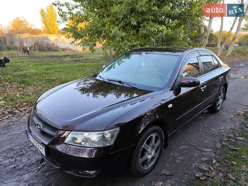 Седан Hyundai Sonata 2006 в Казатине