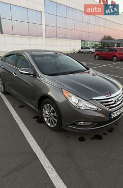 Седан Hyundai Sonata 2014 в Білгороді-Дністровському