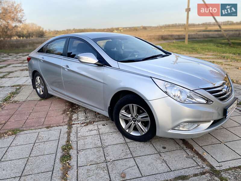 Седан Hyundai Sonata 2013 в Джулинке фото 3 Седан Hyundai Sonata 2013 в Джулинке