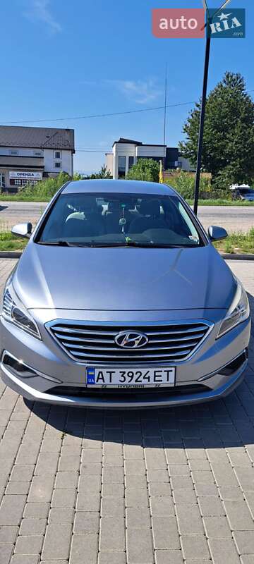 Седан Hyundai Sonata 2015 в Ивано-Франковске