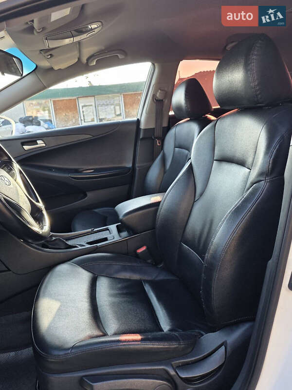 Седан Hyundai Sonata 2014 в Киеве фото 9 Седан Hyundai Sonata 2014 в Киеве