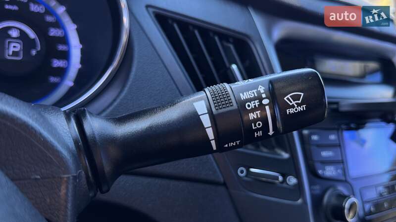 Седан Hyundai Sonata 2015 в Киеве фото 20 Седан Hyundai Sonata 2015 в Киеве
