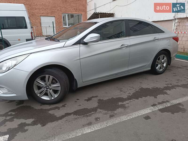 Седан Hyundai Sonata 2013 в Києві фото 4 Седан Hyundai Sonata 2013 в Києві
