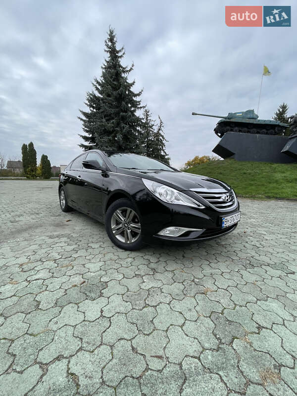 Седан Hyundai Sonata 2014 в Дубно