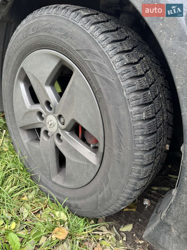 Седан Hyundai Sonata 2012 в Киеве