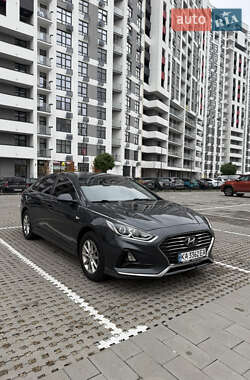 Седан Hyundai Sonata 2017 в Киеве