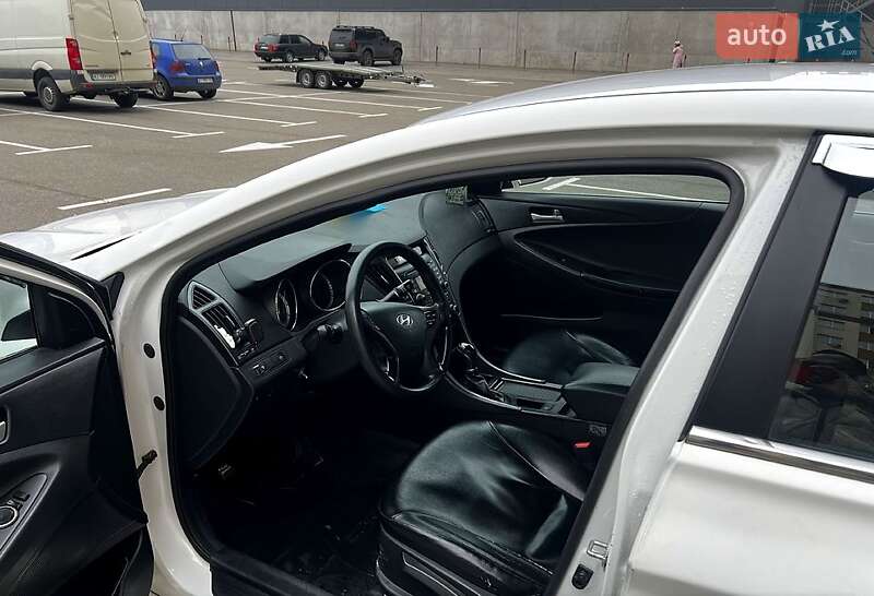 Седан Hyundai Sonata 2014 в Києві фото 5 Седан Hyundai Sonata 2014 в Києві