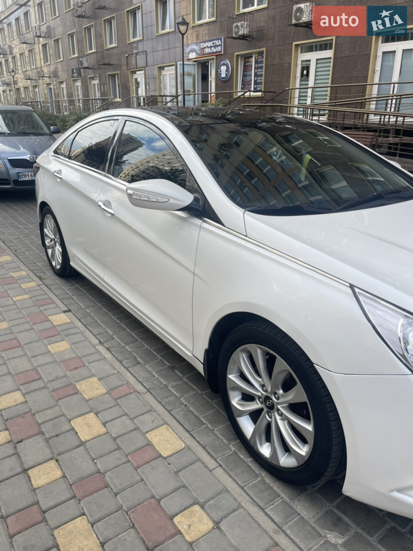2010 Hyundai Sonata - мініатюра 3