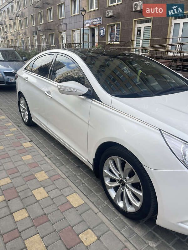 Седан Hyundai Sonata 2010 в Одессе