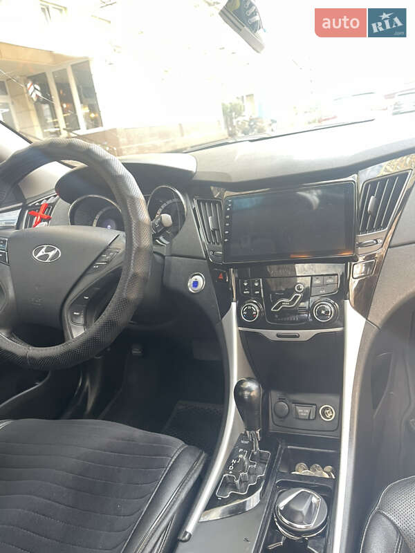 Седан Hyundai Sonata 2010 в Одессе
