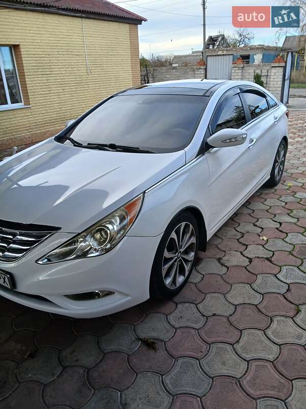 Седан Hyundai Sonata 2012 в Пятихатках
