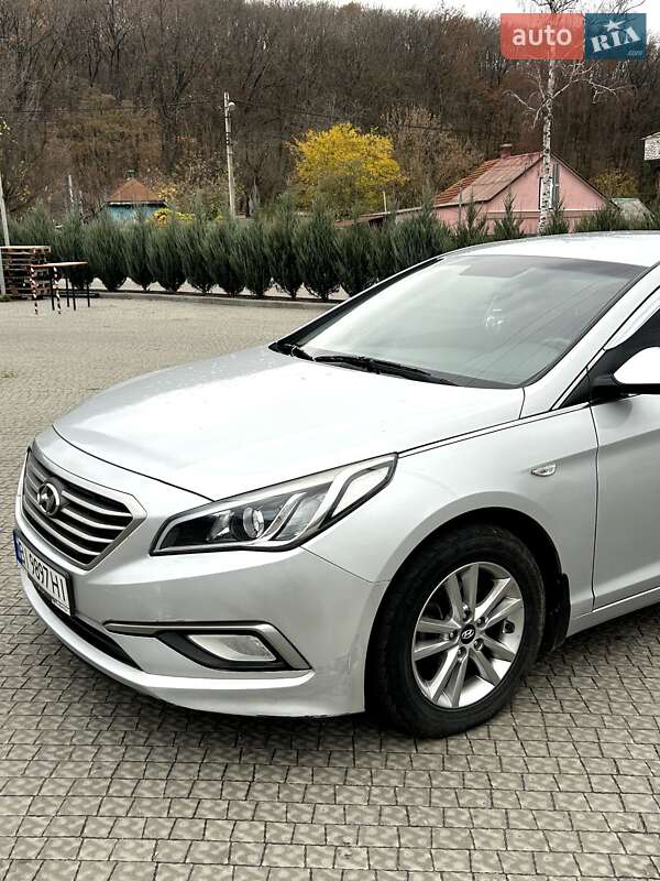 Седан Hyundai Sonata 2015 в Полтаві