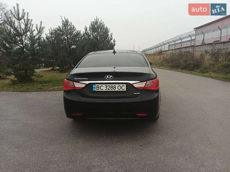 Седан Hyundai Sonata 2011 в Львове