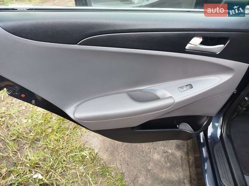 Седан Hyundai Sonata 2014 в Харькове