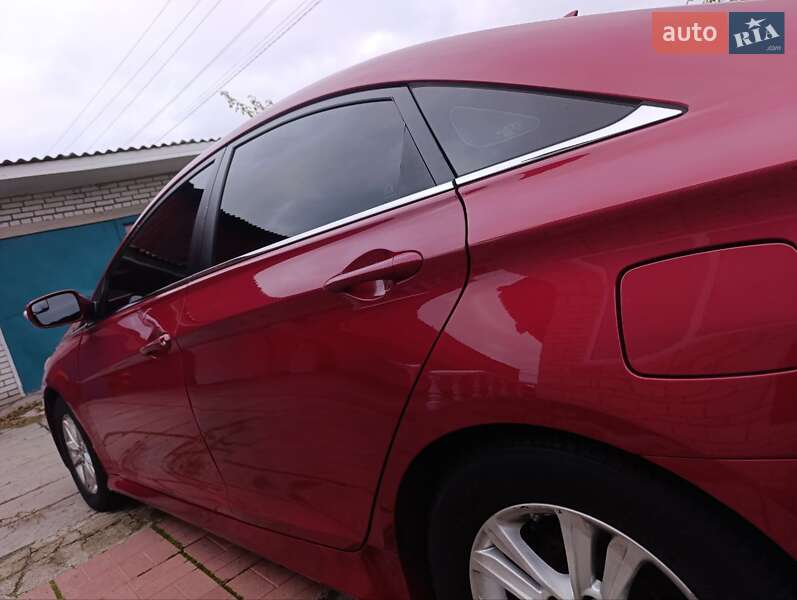 Седан Hyundai Sonata 2014 в Киеве