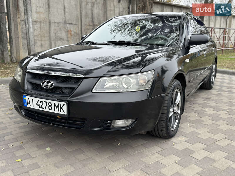 Седан Hyundai Sonata 2005 в Лубнах
