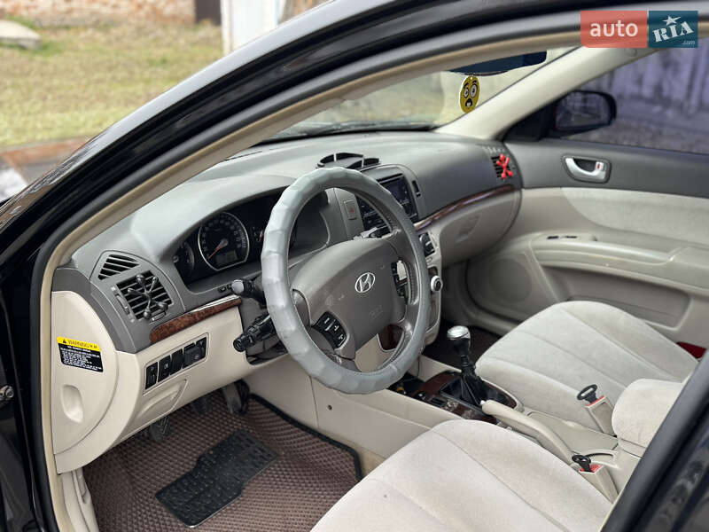 Седан Hyundai Sonata 2005 в Лубнах