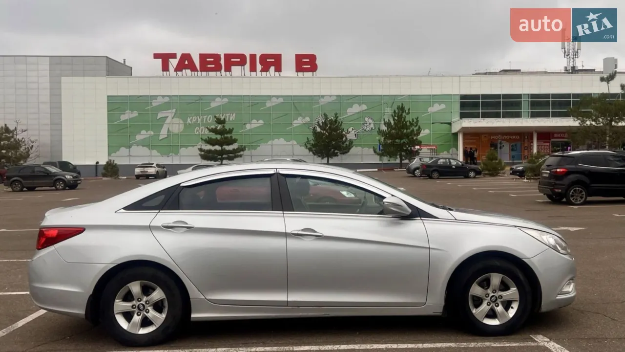 2014 Hyundai Sonata - мініатюра 8