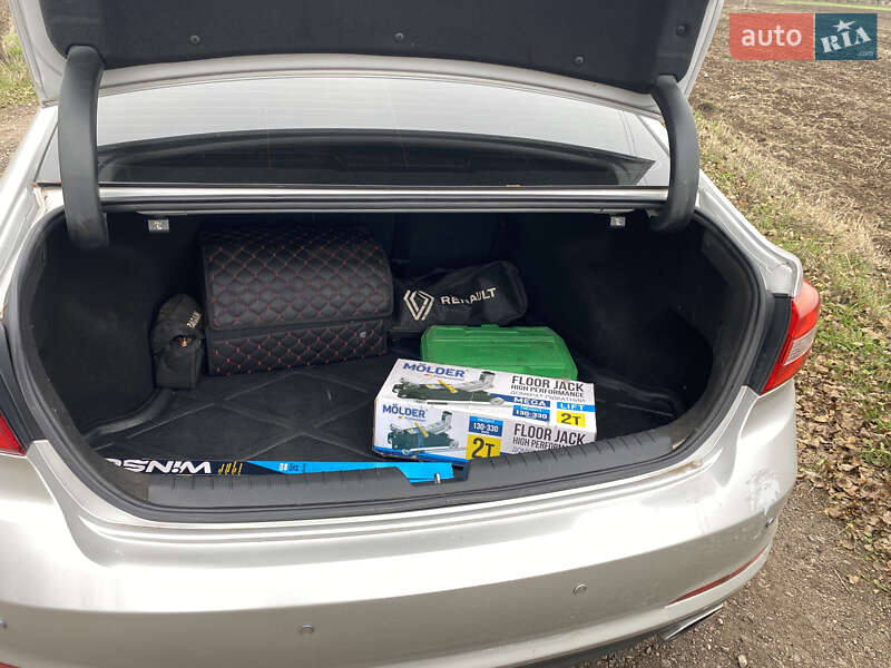 Седан Hyundai Sonata 2014 в Любашевке