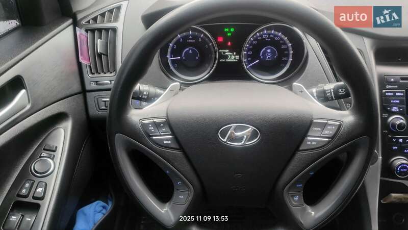 Седан Hyundai Sonata 2013 в Нетешине фото 18 Седан Hyundai Sonata 2013 в Нетешине