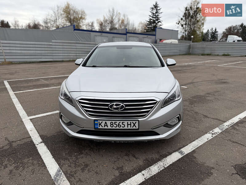Седан Hyundai Sonata 2016 в Ровно