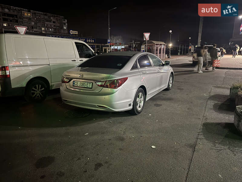 Седан Hyundai Sonata 2015 в Киеве фото 4 Седан Hyundai Sonata 2015 в Киеве