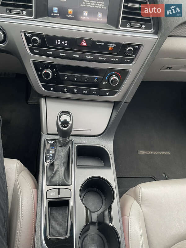 Седан Hyundai Sonata 2016 в Киеве фото 10 Седан Hyundai Sonata 2016 в Киеве