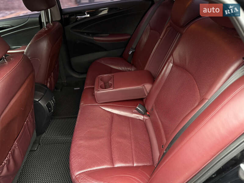 Седан Hyundai Sonata 2012 в Полтаве