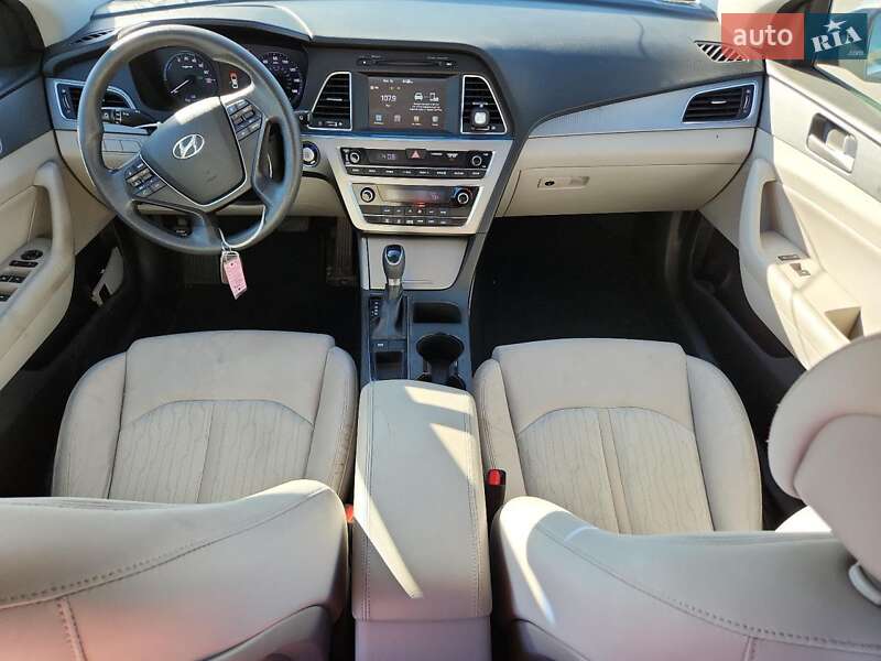Седан Hyundai Sonata 2017 в Черновцах