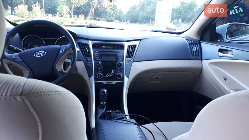 Седан Hyundai Sonata 2013 в Киеве