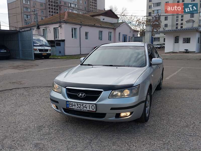Седан Hyundai Sonata 2006 в Миколаєві