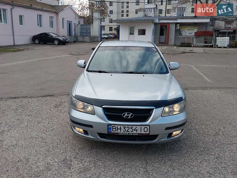Седан Hyundai Sonata 2006 в Миколаєві
